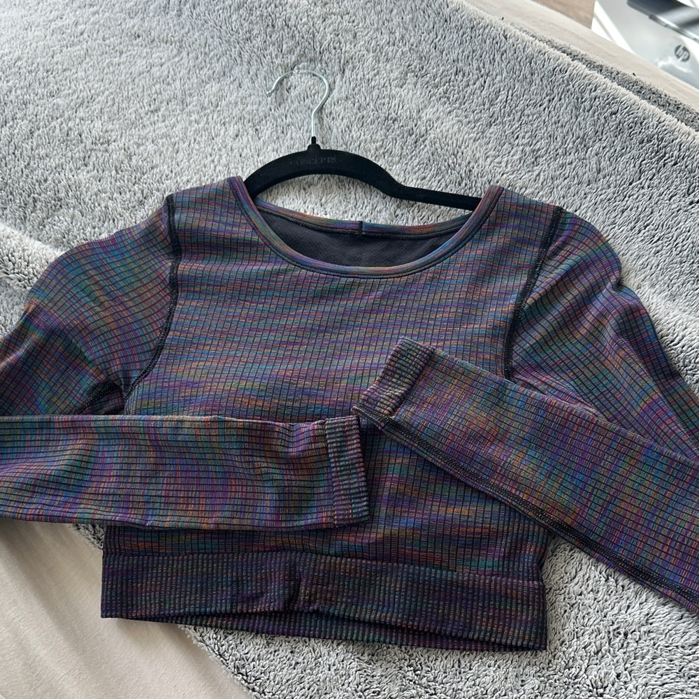 Lululemon Ebb to street Longsleeve